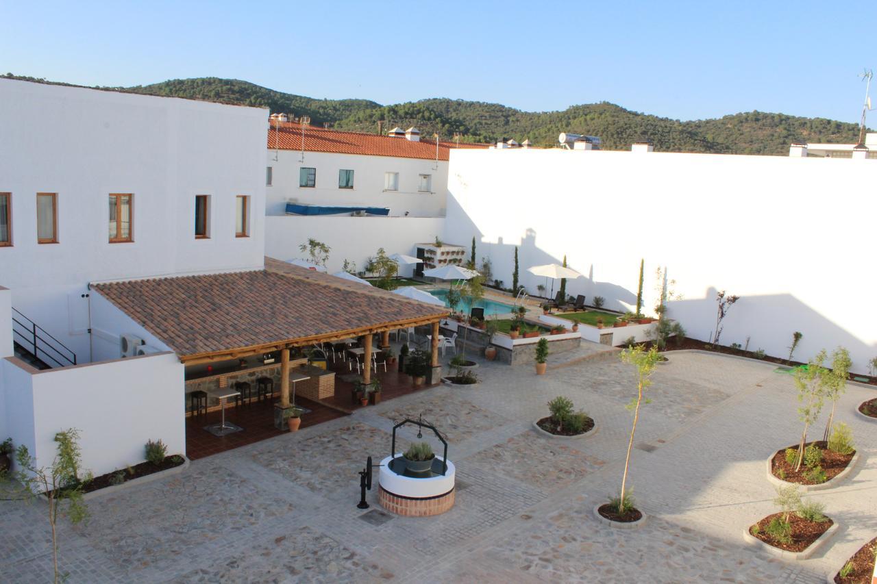 Hotel Entreolivos El Pedroso Eksteriør billede